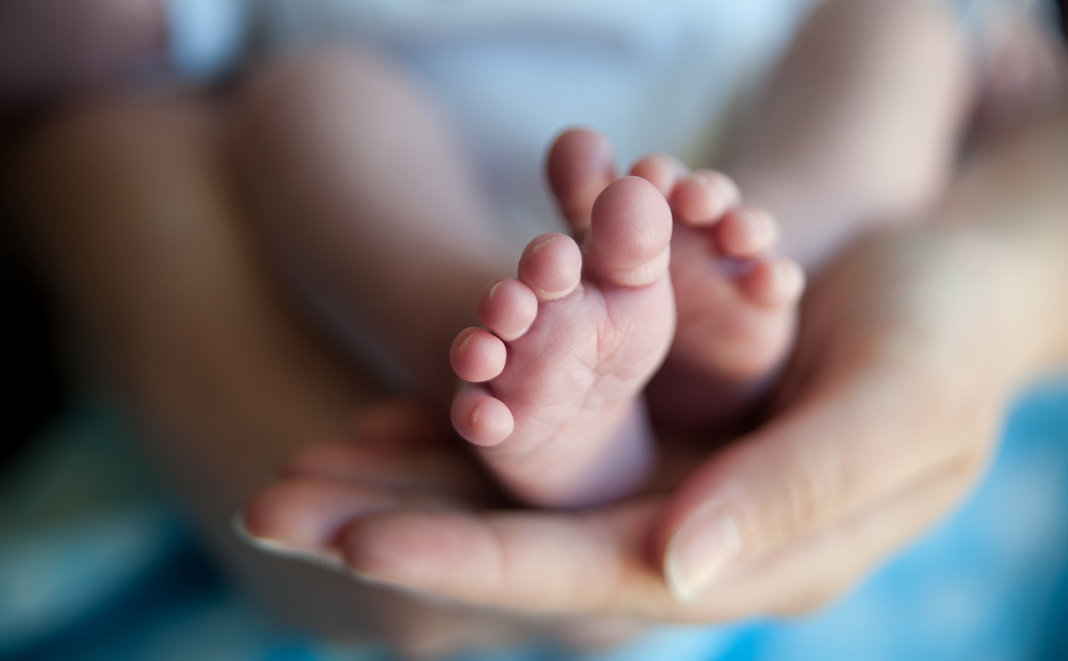 Neugeborenenscreening: Kleiner Piks für ein gesundes Leben
