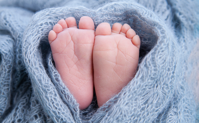 Quiz: Welche Besonderheiten haben Neugeborene?